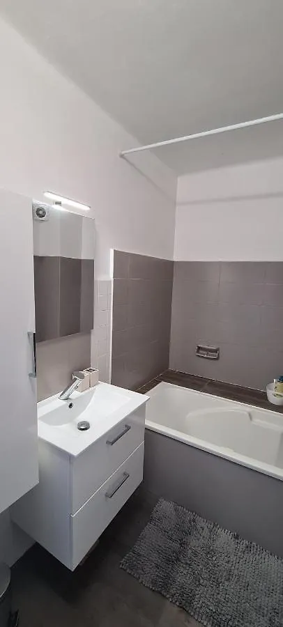 Centre, 3P/Terrasse , 300 M Plages. Cannes Appartement